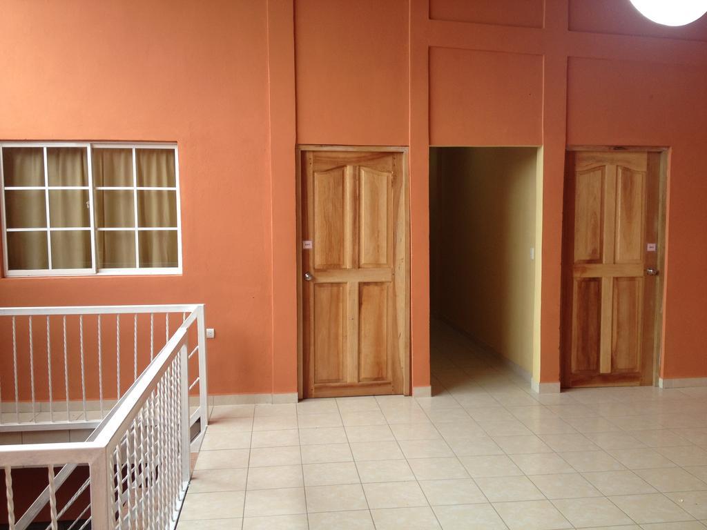 Hotel Valerie Managua Exterior photo